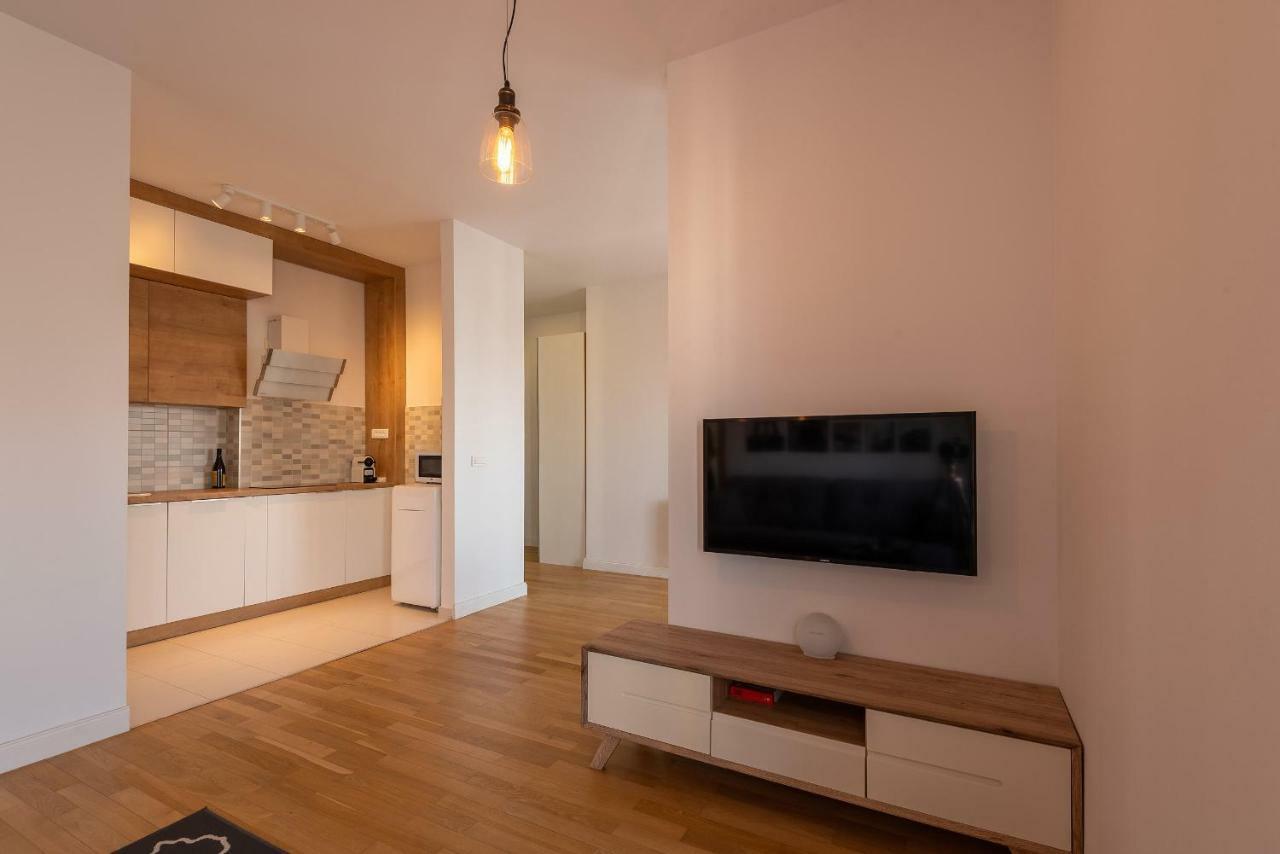 Central Apartment Bucureşti Ngoại thất bức ảnh